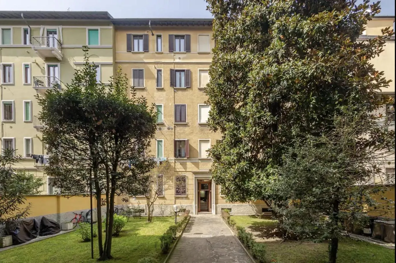 • Grazioso Appartamento Tra City Life E San Siro •  Milan Apartment